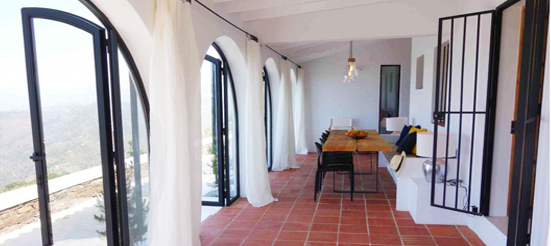 Reforma y diseño interior de porche cerrado. “Finca View14” / Malaga